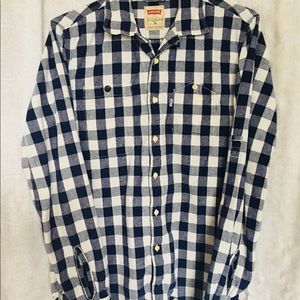 LEVI regular fit bottom down shirt